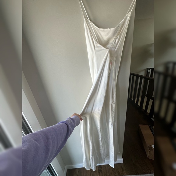 ELIAT Aisle Dress- white - Picture 5 of 5